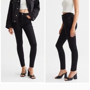 H&M Black Skinny Jeans